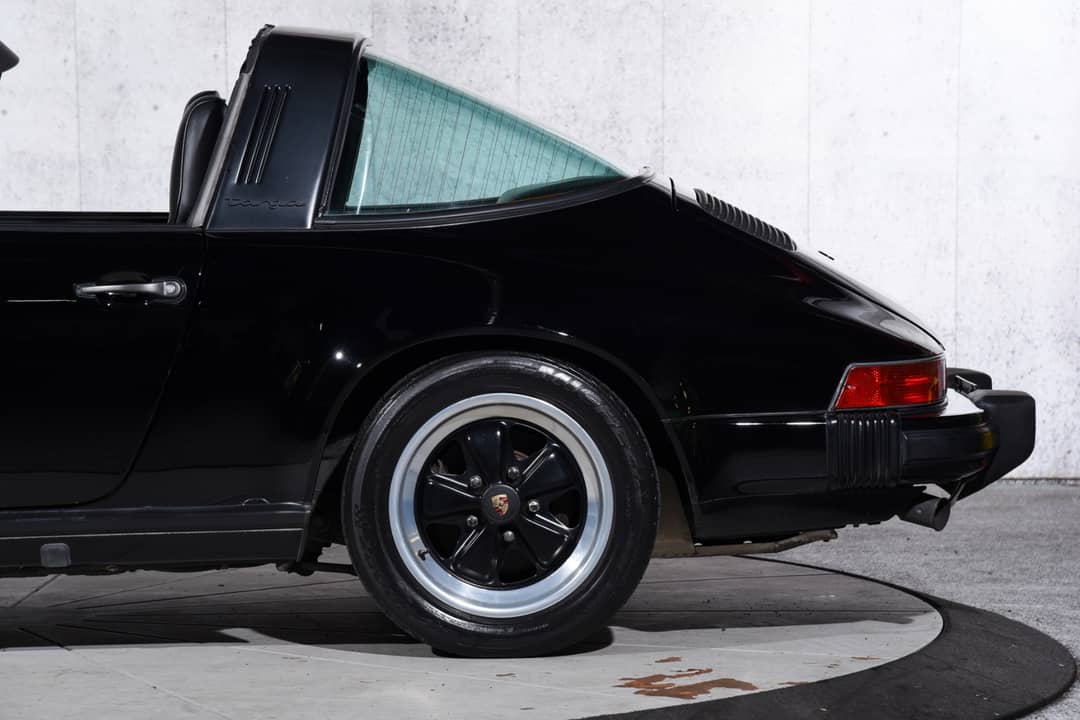 1985 Porsche 911 Carrera — photo 19