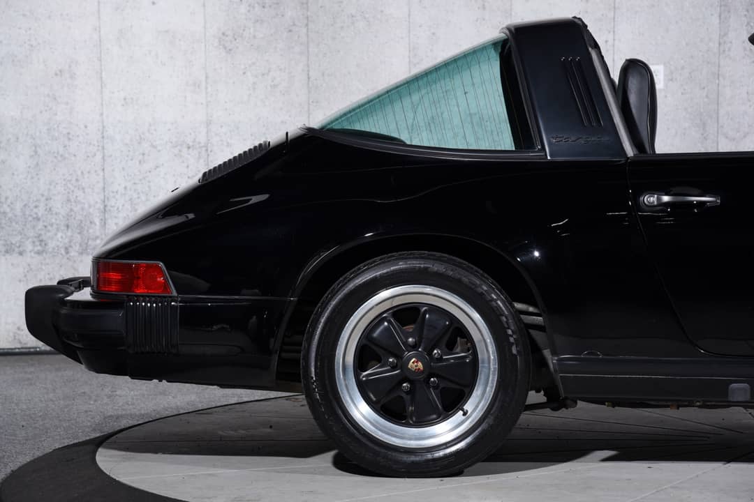 1985 Porsche 911 Carrera — photo 20