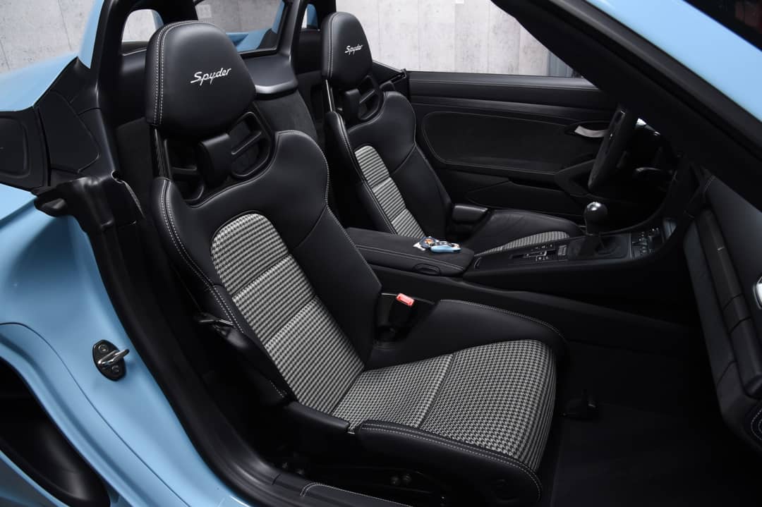 2016 Porsche Boxster Spyder — photo 19
