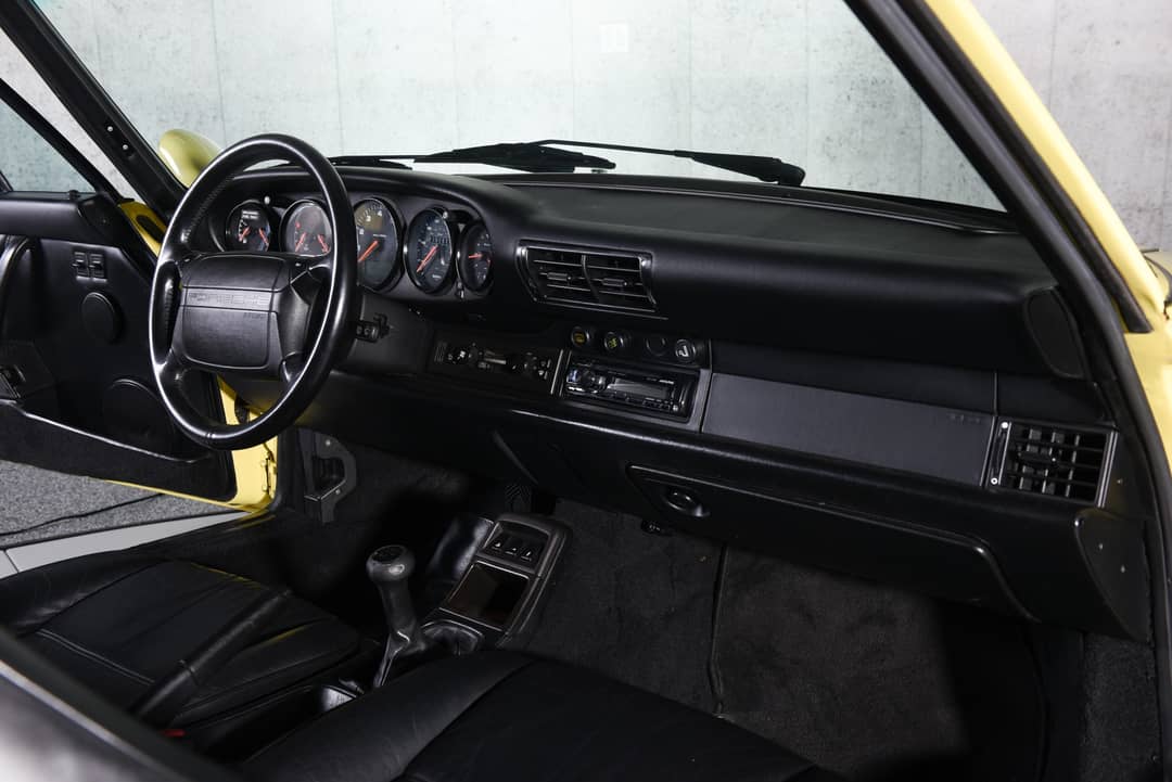 1991 Porsche 911 Turbo — photo 31
