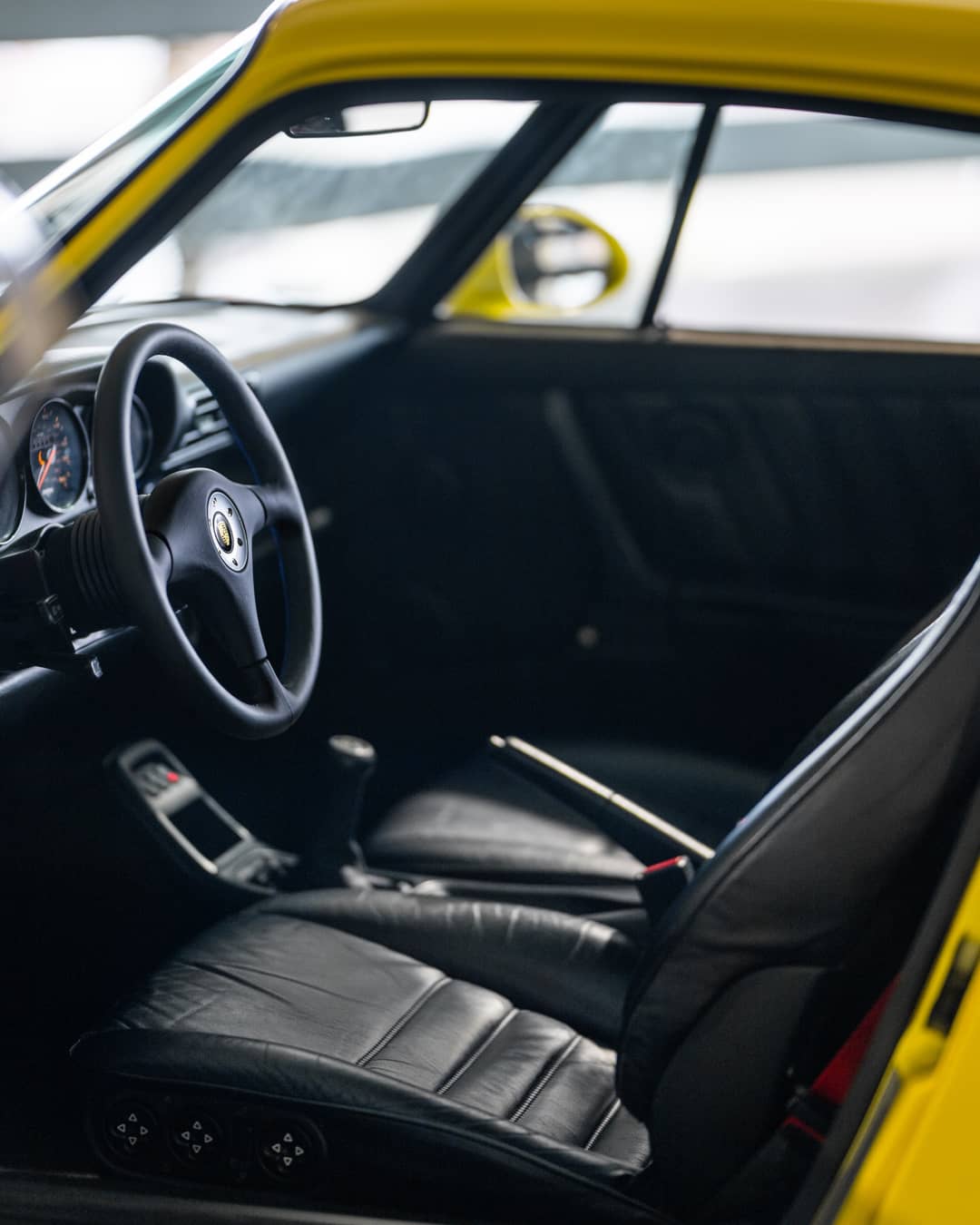 1991 Porsche 911 Turbo — photo 58