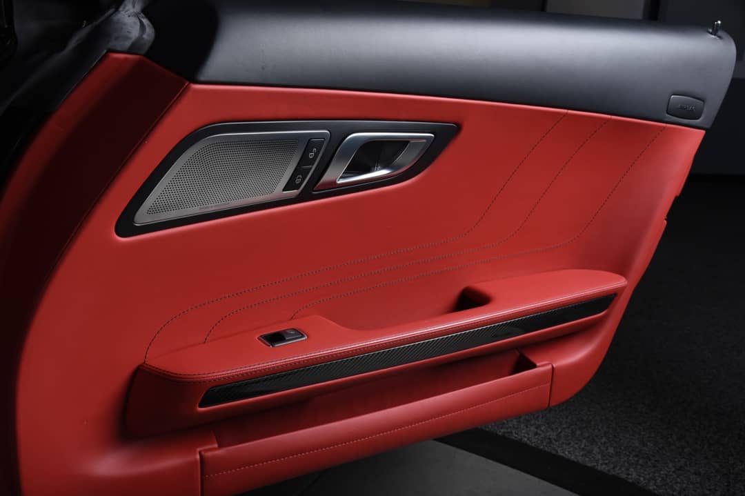 2012 Mercedes-Benz SLS AMG — photo 23