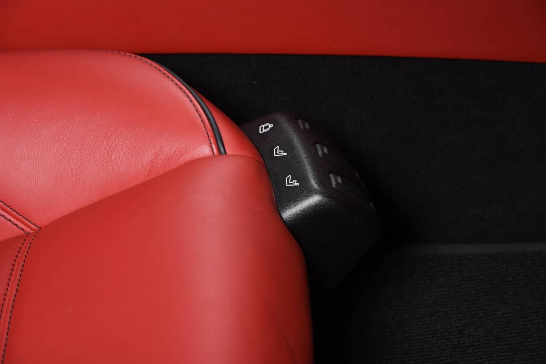 2012 Mercedes-Benz SLS AMG — photo 28