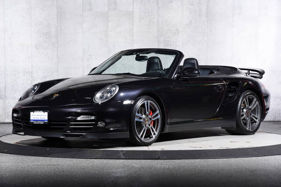 2010 Porsche 911 Turbo — photo 2
