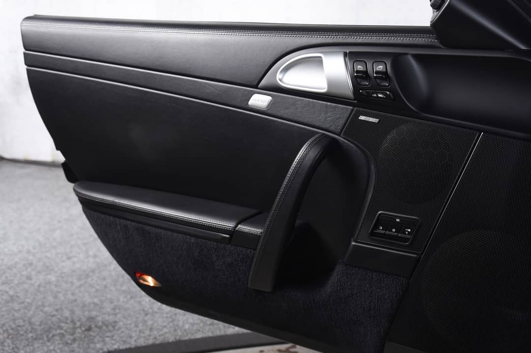 2010 Porsche 911 Turbo — photo 20
