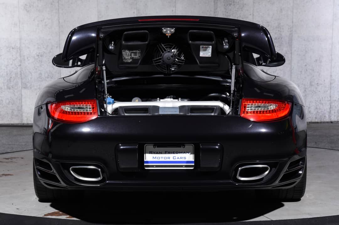 2010 Porsche 911 Turbo — photo 28