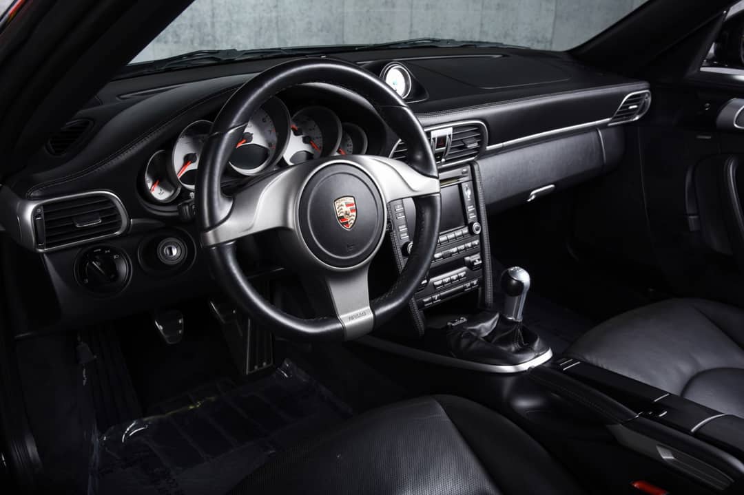 2010 Porsche 911 Turbo — photo 4