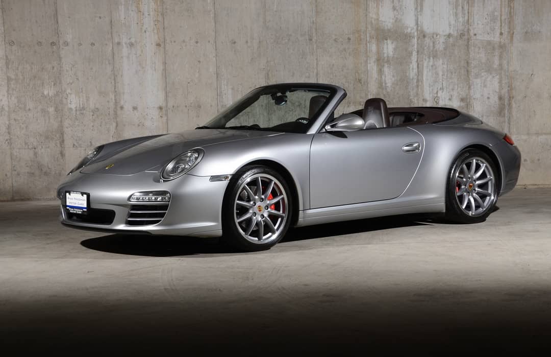 2011 Porsche 911 Carrera 4S — photo 25