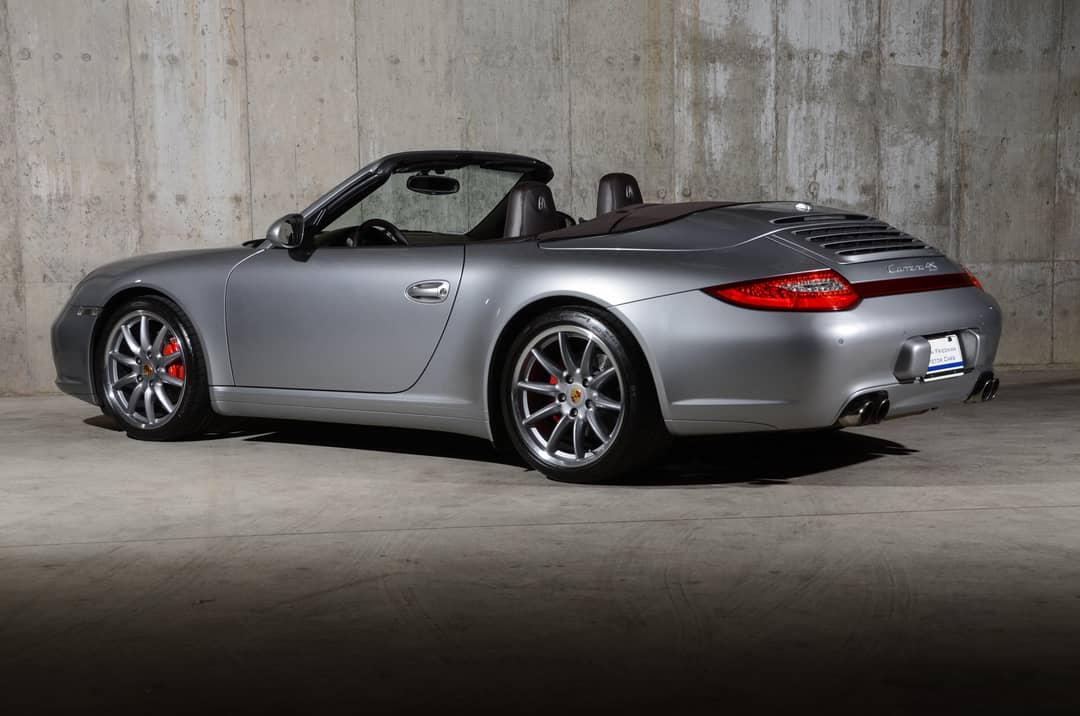2011 Porsche 911 Carrera 4S — photo 34