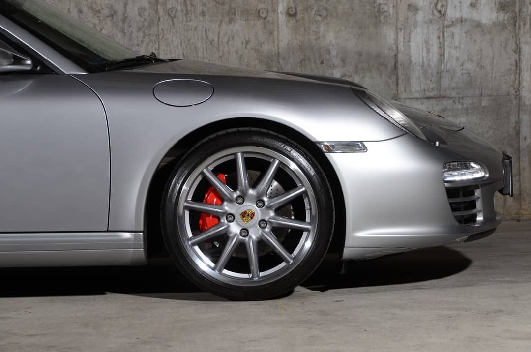 2011 Porsche 911 Carrera 4S — photo 6