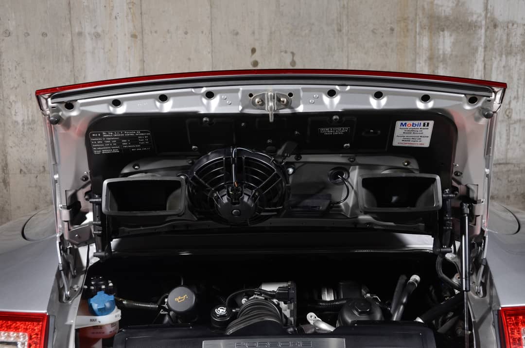 2011 Porsche 911 Carrera 4S — photo 53
