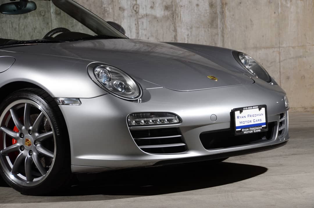 2011 Porsche 911 Carrera 4S — photo 7