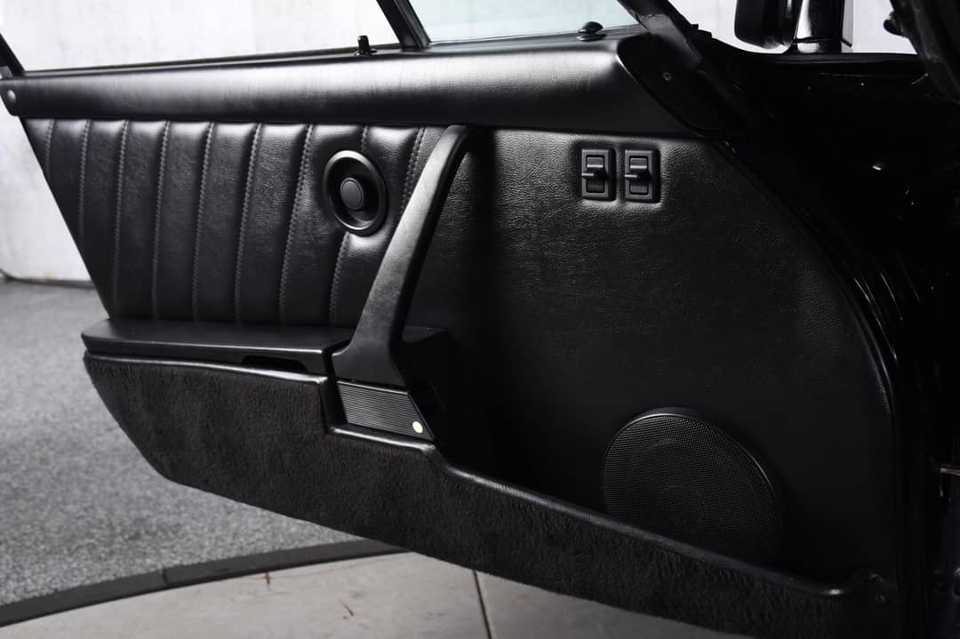 1987 Porsche 911 Carrera — photo 17