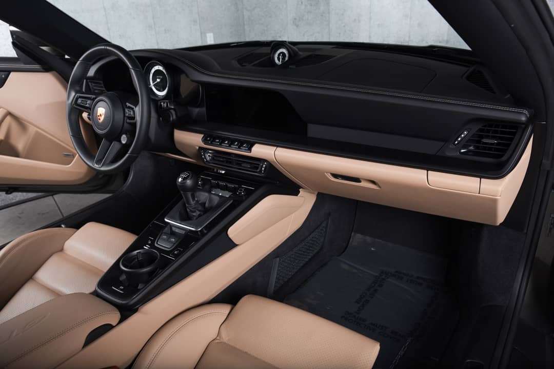 2023 Porsche 911 Targa 4 GTS — photo 15