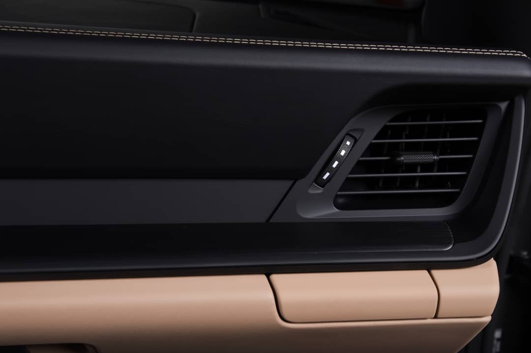 2023 Porsche 911 Targa 4 GTS — photo 23