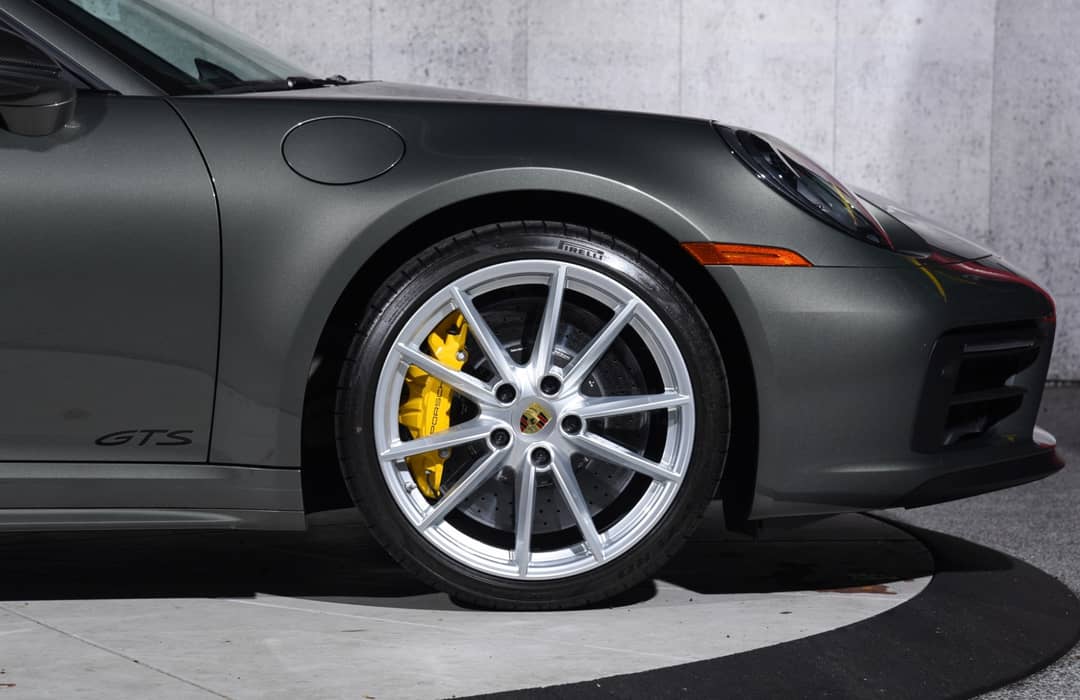 2023 Porsche 911 Targa 4 GTS — photo 39