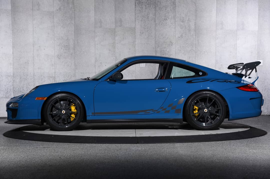 2011 Porsche 911 GT3 RS — photo 17