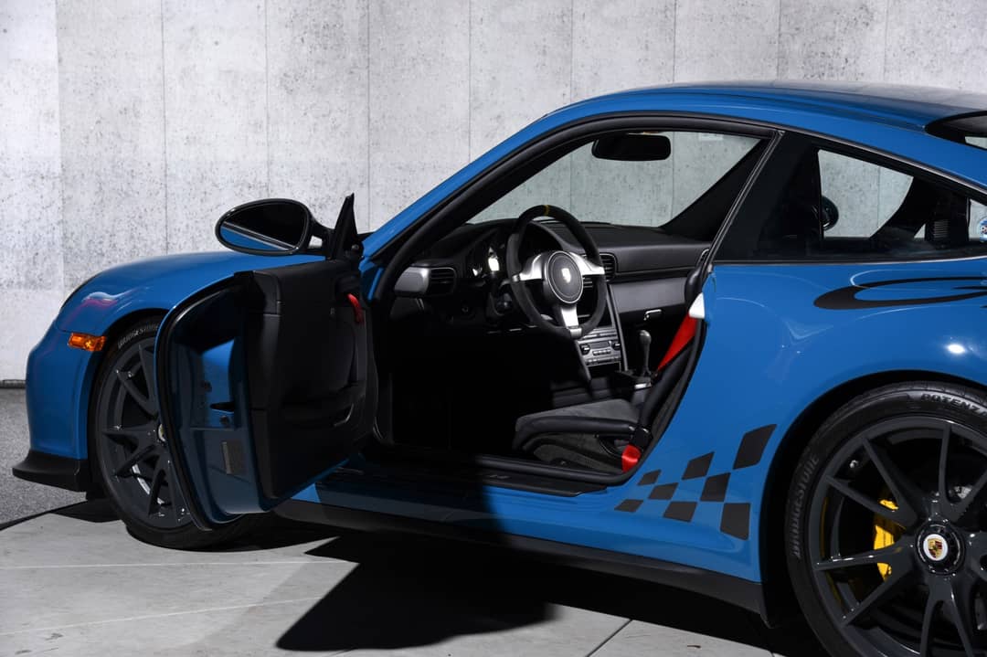 2011 Porsche 911 GT3 RS — photo 18