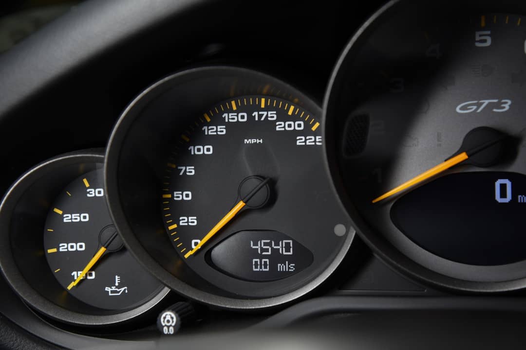 2011 Porsche 911 GT3 RS — photo 24