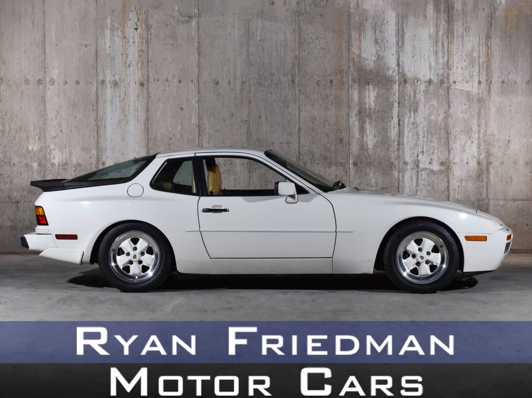 1986 Porsche 944 Turbo — photo 1