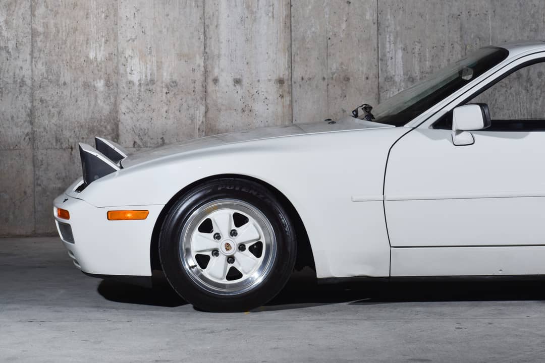 1986 Porsche 944 Turbo — photo 12