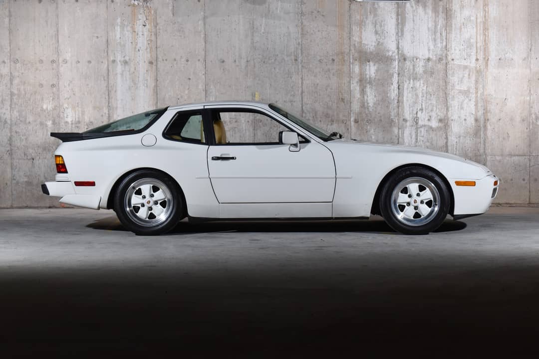 1986 Porsche 944 Turbo — photo 4
