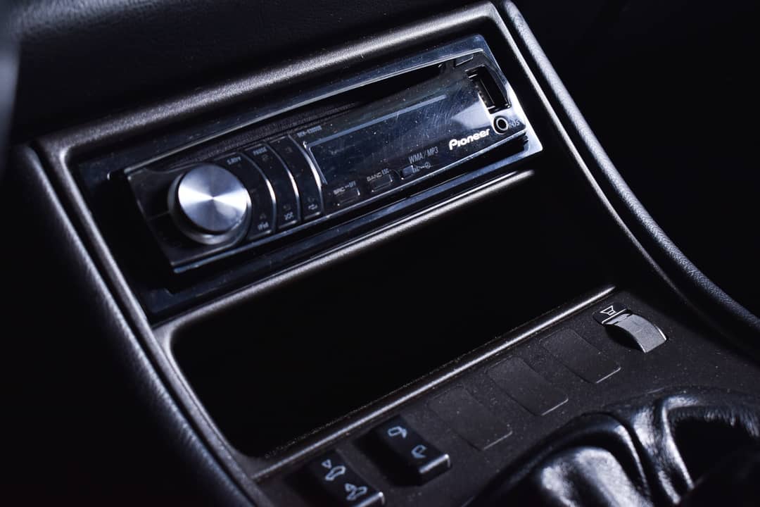 1986 Porsche 944 Turbo — photo 32