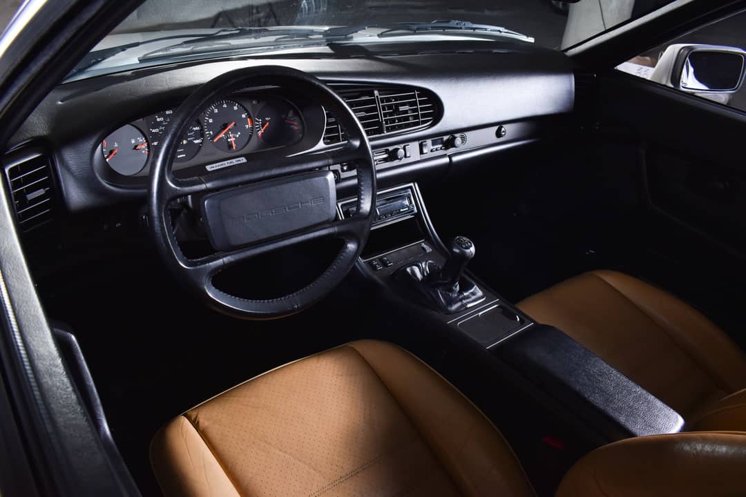 1986 Porsche 944 Turbo — photo 34