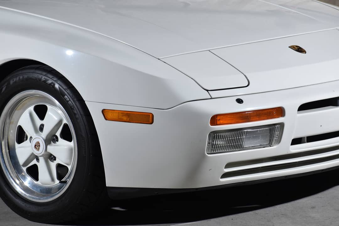 1986 Porsche 944 Turbo — photo 6