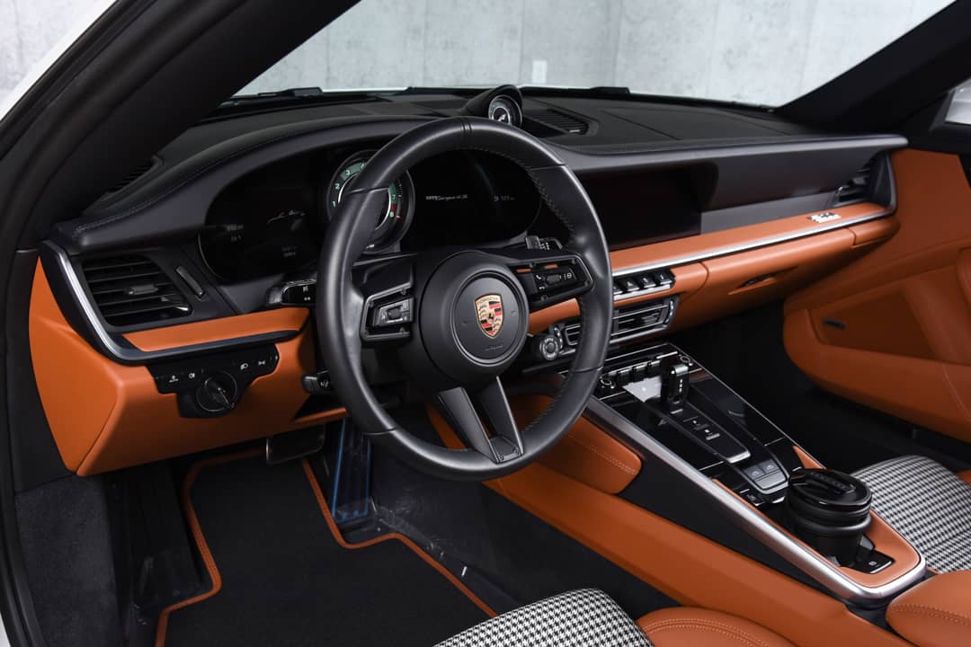2024 Porsche 911 Targa 4S — photo 4