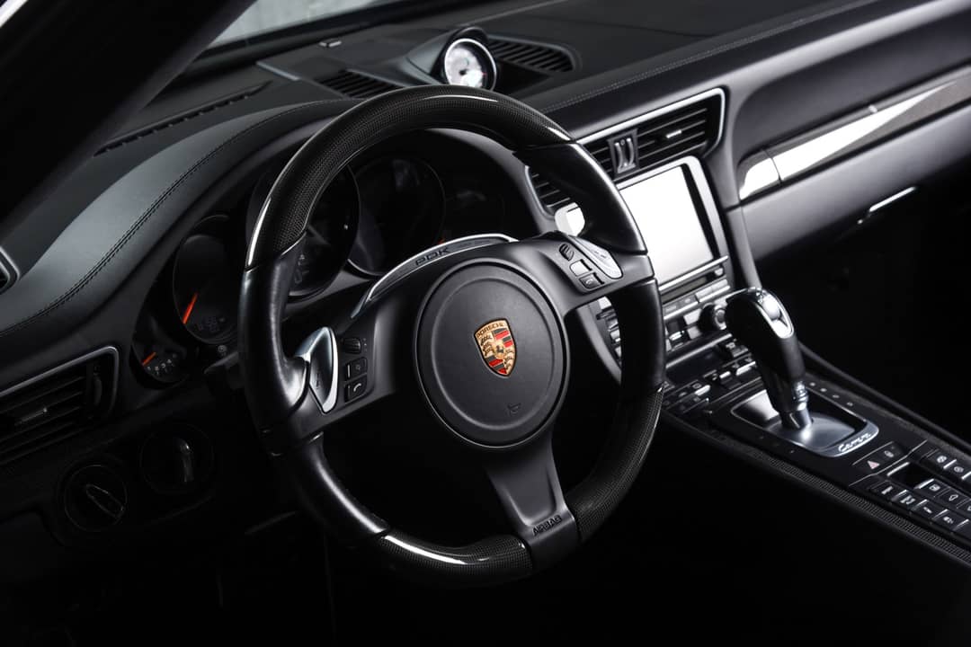 2016 Porsche 911 Carrera Black Edition — photo 15