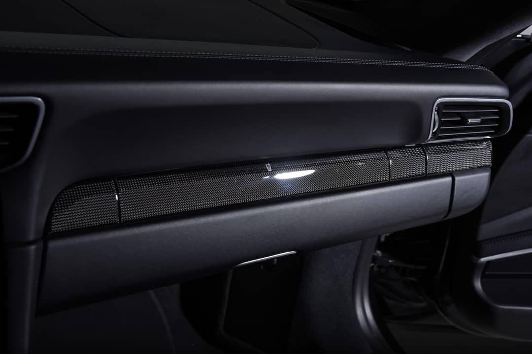 2016 Porsche 911 Carrera Black Edition — photo 24