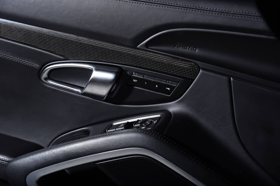 2016 Porsche 911 Carrera Black Edition — photo 26