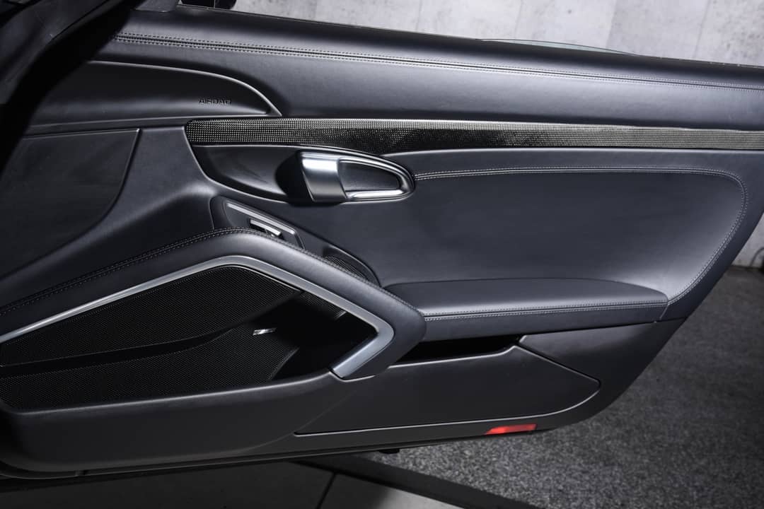2016 Porsche 911 Carrera Black Edition — photo 27