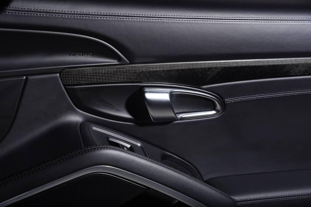 2016 Porsche 911 Carrera Black Edition — photo 28