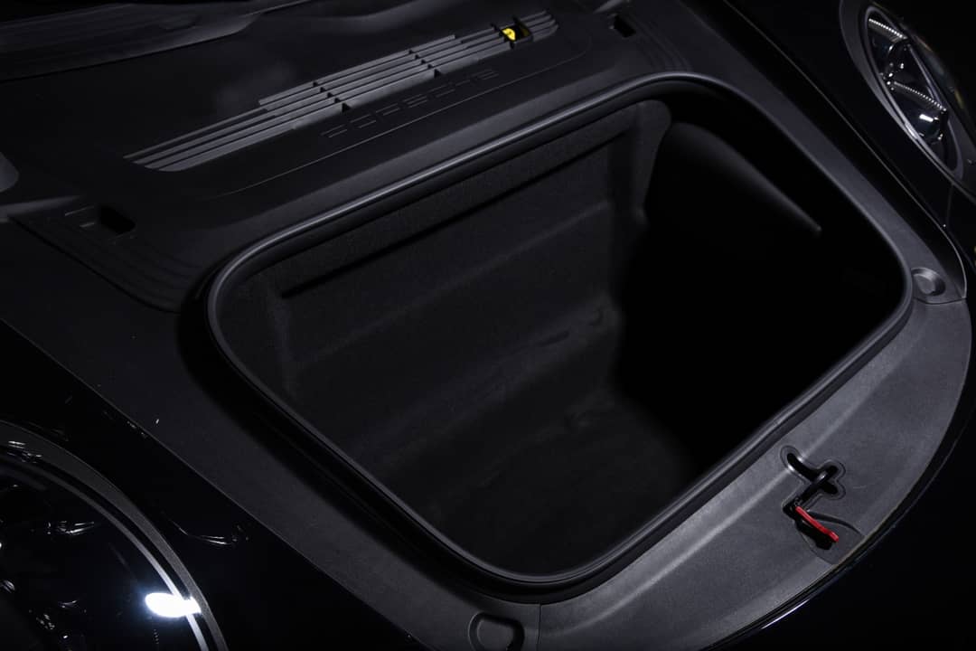 2016 Porsche 911 Carrera Black Edition — photo 38