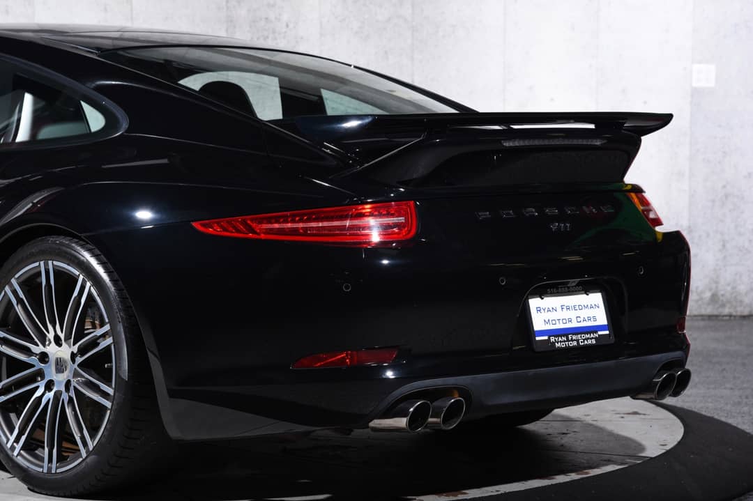 2016 Porsche 911 Carrera Black Edition — photo 10