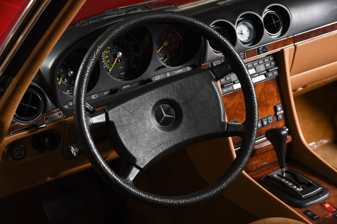 1985 Mercedes-Benz 380-Class 380 SL — photo 4