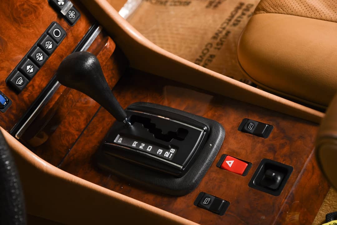 1985 Mercedes-Benz 380-Class 380 SL — photo 5