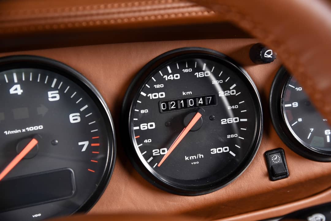 1998 Porsche 911 Carrera S — photo 26