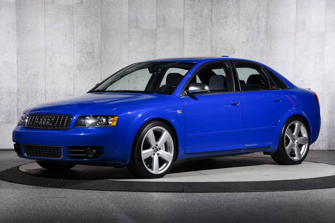 2004 Audi S4 quattro — photo 2
