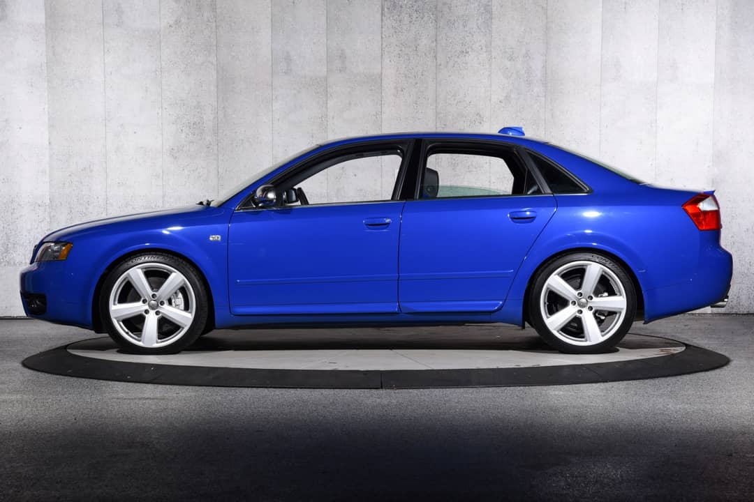 2004 Audi S4 quattro — photo 13
