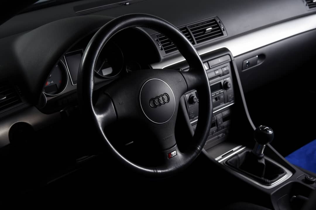 2004 Audi S4 quattro — photo 16