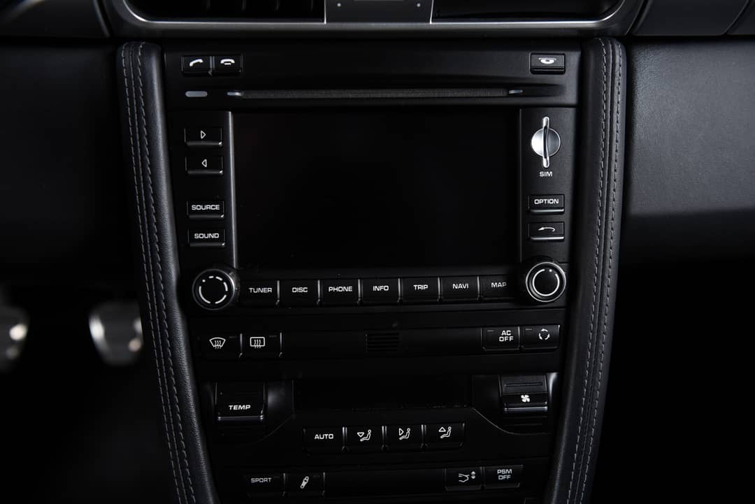2011 Porsche 911 Turbo — photo 36