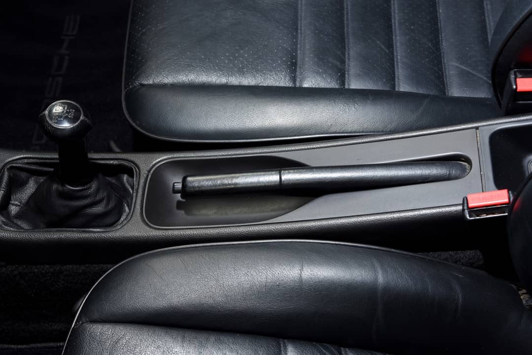 1990 Porsche 911 Carrera 2 Targa — photo 26