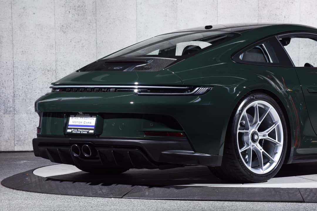 2022 Porsche 911 GT3 Touring — photo 18
