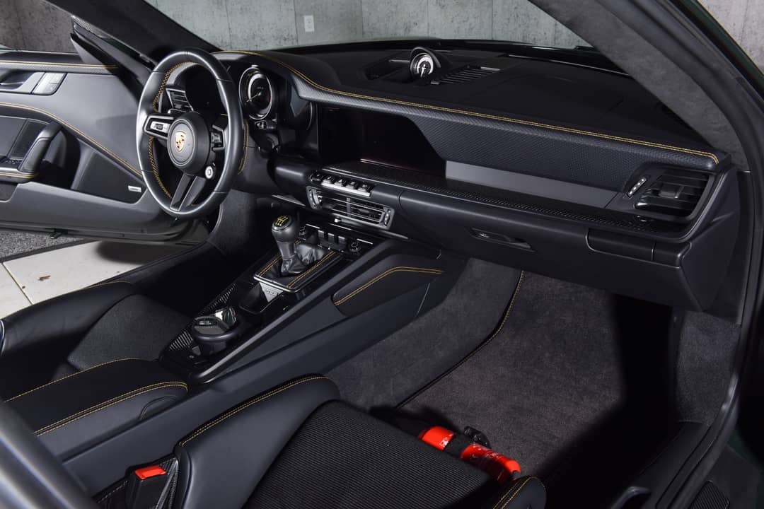 2022 Porsche 911 GT3 Touring — photo 22