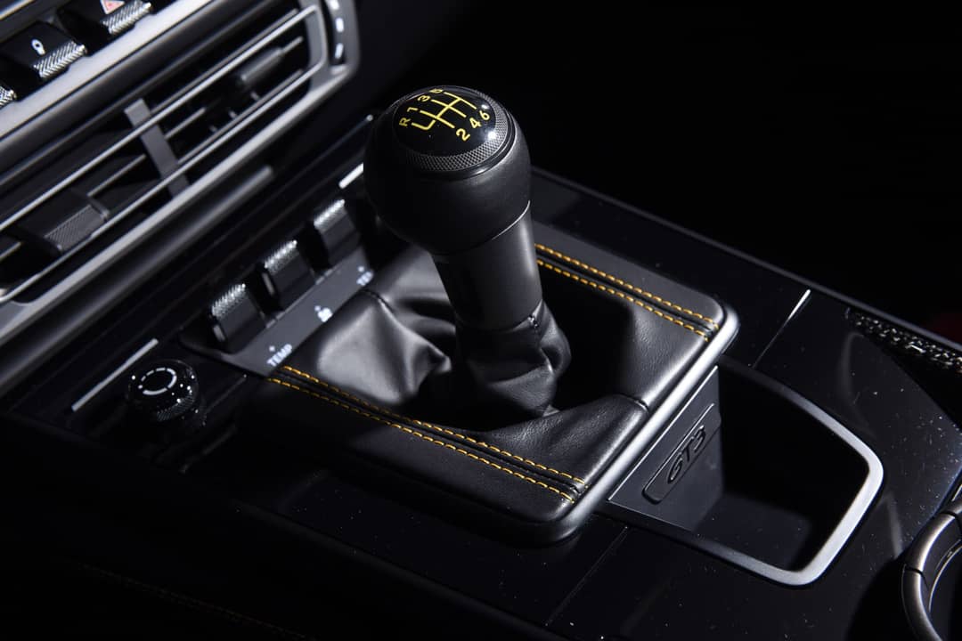 2022 Porsche 911 GT3 Touring — photo 25