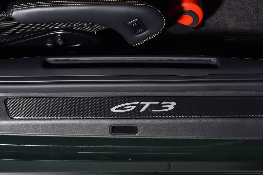 2022 Porsche 911 GT3 Touring — photo 32