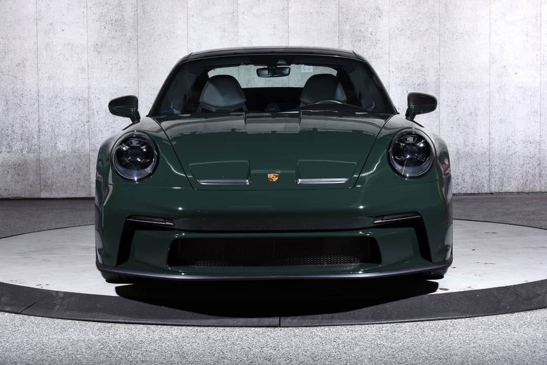 2022 Porsche 911 GT3 Touring — photo 10